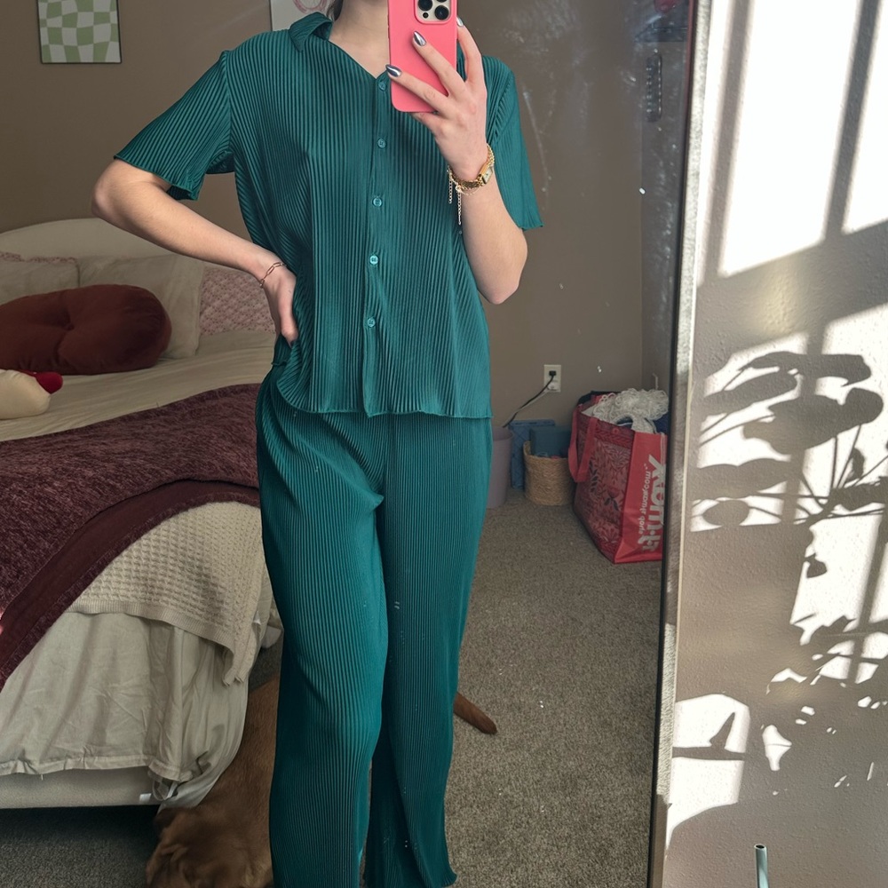 Joie- Green/teal pleated pajama set
